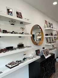 Photo n°3 de Optical Design à Le Tholonet (Opticien)