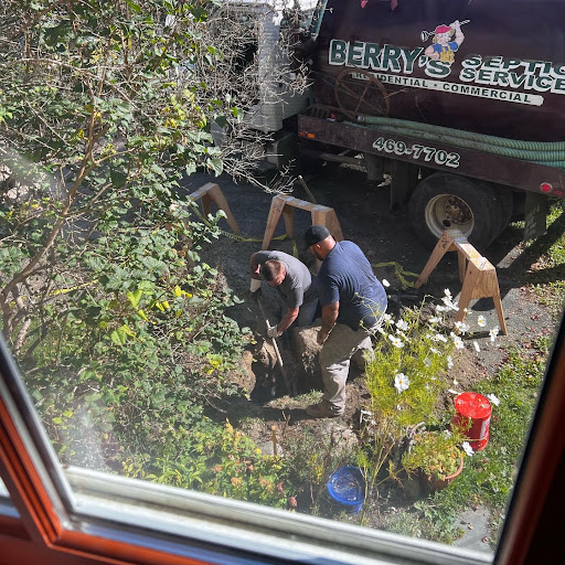 Berry's Septic Services - Thumbnail