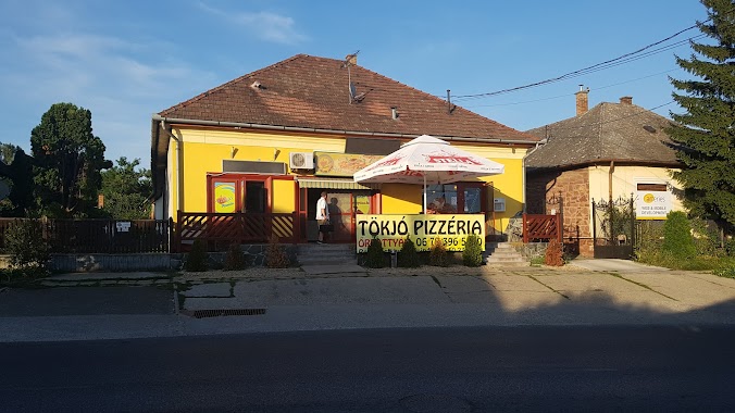 Tökjó Pizzéria és Étterem, Author: Simon Hansson