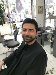 Photo n°9 de L'Instant Coiffure à Marseille (Salon de coiffure)