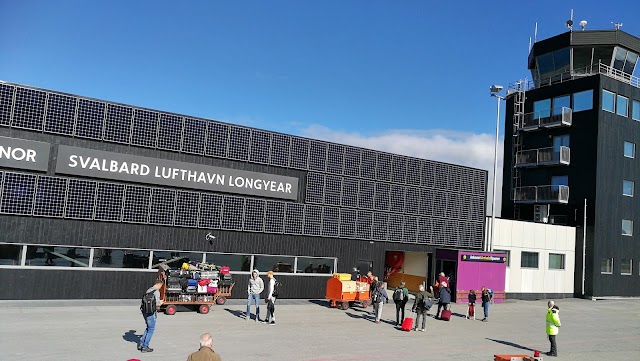 Svalbard Airport