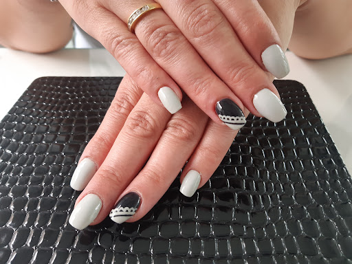 Salon de belleza Bellas