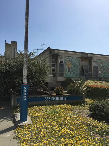 San Francisco International High School Gallery - United States