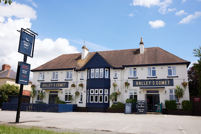 Halley's Comet - Milton Keynes