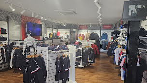 Photo n°26 de Boutique Officielle Vendée Globe | Les Sables d'Olonne à Les Sables-d'Olonne (Magasin)