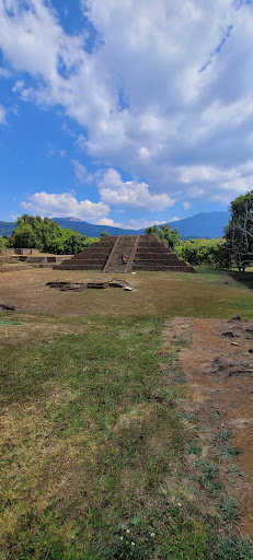 Zona Arqueológica Tingambato - Thumbnail