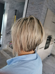 Photo n°15 de Natur'l coiffure à Pfastatt (Salon de coiffure)