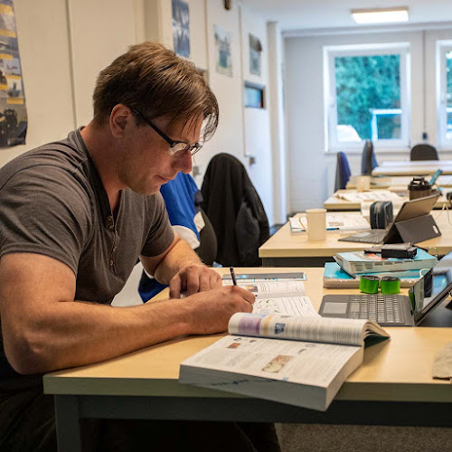 bfw - Contractors education. photo