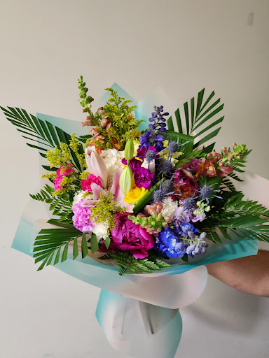 Sweet Stems - Edmonton Florist - Thumbnail