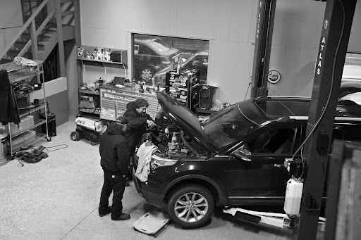 Bjers Modern & Classic Auto Repair - Thumbnail