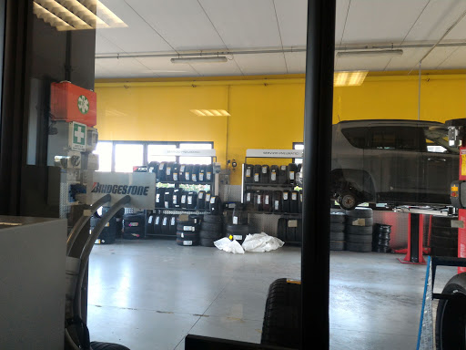 GI.GA PNEUS SNC DI GIRELLI LORIS E C. - Driver Center Pirelli - Thumbnail
