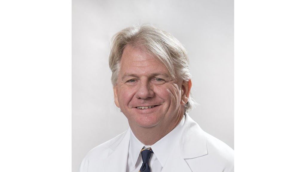 Benjamin B Peeler Md