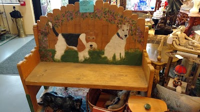 Photos of Galleria Mall Antiques & Collectibles