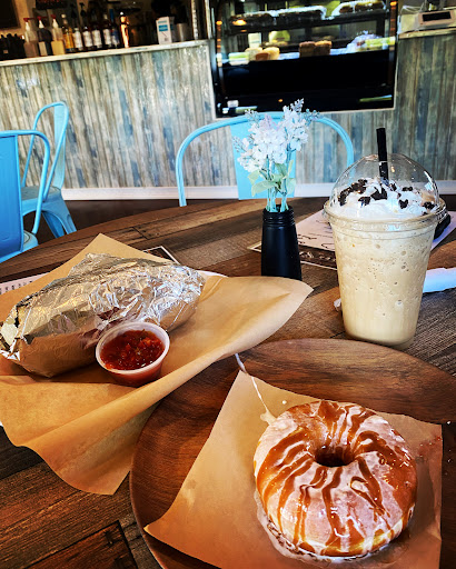 R Coffee & Breakfast Cafe - Thumbnail