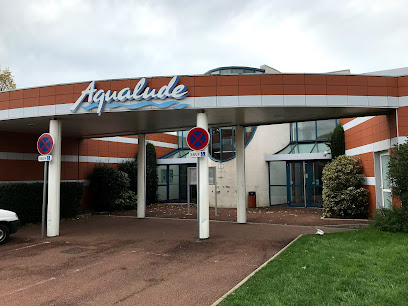 Photo de Piscine Aqualude à Champdieu (42600)