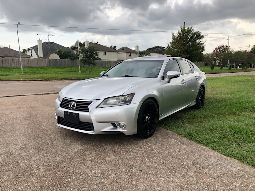 UNIVERSAL AUTO CHOICE LLC - Visual