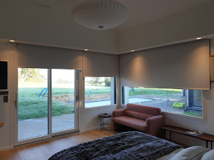 Photo n°10 de Stores & Bâches à Lorient (Fournisseur de bâches pour camion)