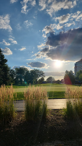 Willow Crest Golf Club - Thumbnail