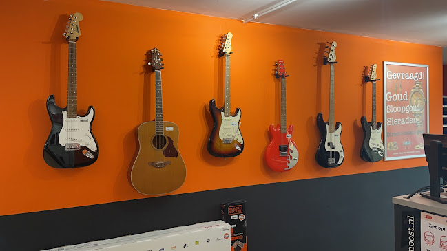 Used Products Amsterdam Oost - Winkel