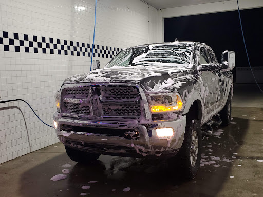 Automatic Touchless Car Wash - Visual
