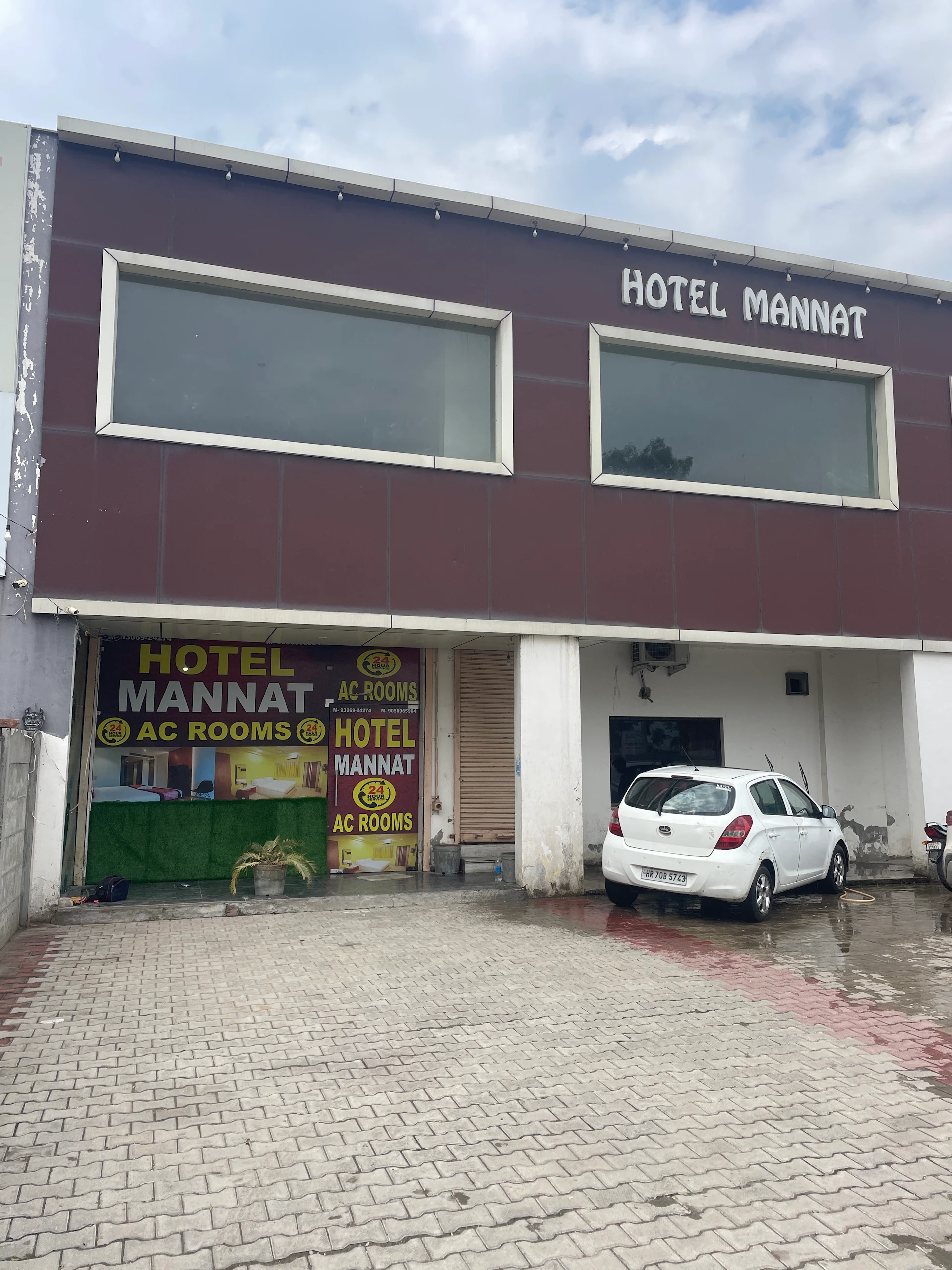 Hotel Mannat