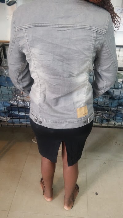 Photos of Jo Jeans outlet