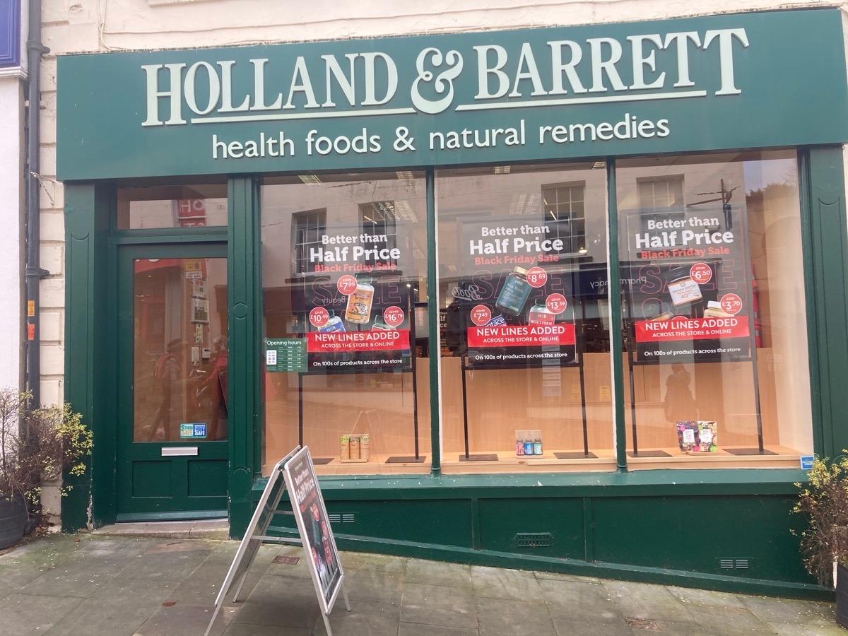 Holland & Barrett - Stroud