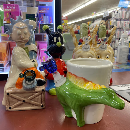 R & R Market & Snackbar Inc Gallery - United States