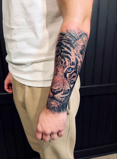 Lo' ink tattoo