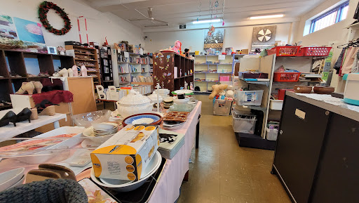 Link Vision Op Shop - Wynnum - Thumbnail