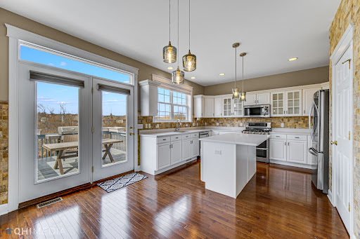 Stephani Nydam, Licensed Real Estate Broker at Realty Executives Premier - Thumbnail