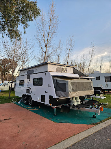 KPI Caravan Hire