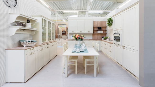 Dom nábytku Decodom Topoľčany - Predajňa nábytku