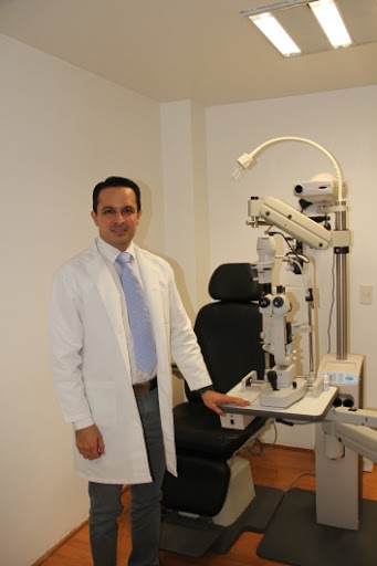 Dr. Raúl Pineda Gaona, Oftalmólogo - Thumbnail