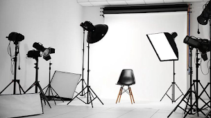 Photo n°27 de Une fille au studio à Ouistreham (Prestataire de mariage)