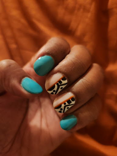 X Nails - Visual