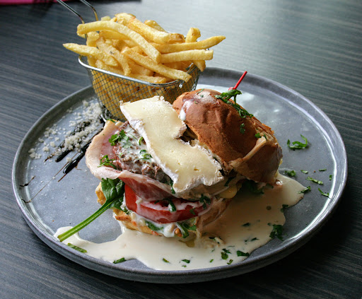 Photo 1 - Burger Gourmet Aubin