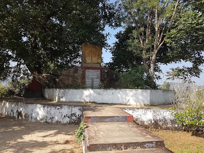 Photos of Aranthalawa Buddhist Monks Memorial Temple
