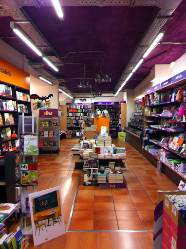 elkar liburu-denda Librería Arrasate - Thumbnail
