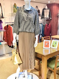 婦人服専門店ベッチンヤ