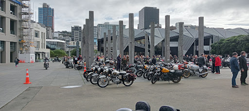 Odlins Plaza - Thumbnail