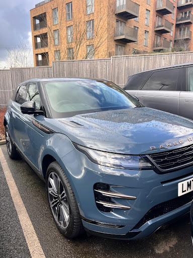 Group 1 Land Rover Watford - Thumbnail