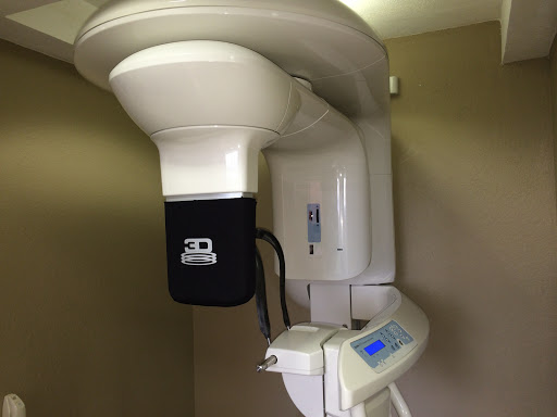 Roberto Sosa, DDS - Thumbnail