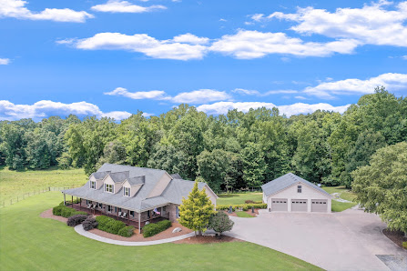 Shannon Pace Realtor 121 Coondog Trail, Lula, GA 30554