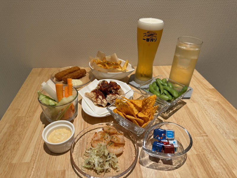 CafeBar SAMSAM（カフェバー サムサム）