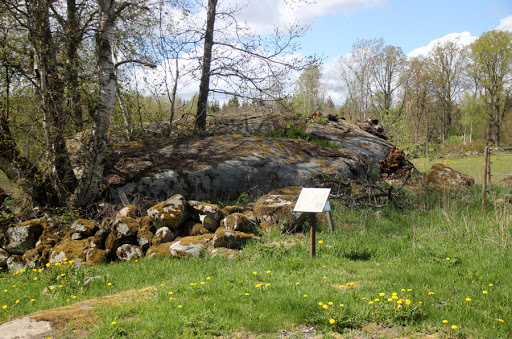 Skålgropar