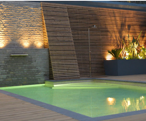 Photo de Piscines des Sacres - Concessionnaire Carré Bleu à Hermonville (51220)