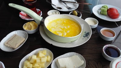 Photos of Galo Omad