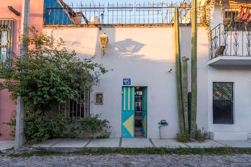 Artcloud Guest House