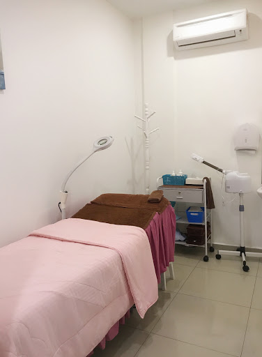 Estee Center Segamat 首选祛痘祛斑医学护肤